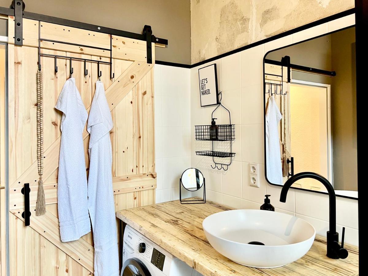 Makers And Rooms Apartment 01 Pauline 110Qm Parkplatz 1-4 Personen 代特莫尔德 外观 照片
